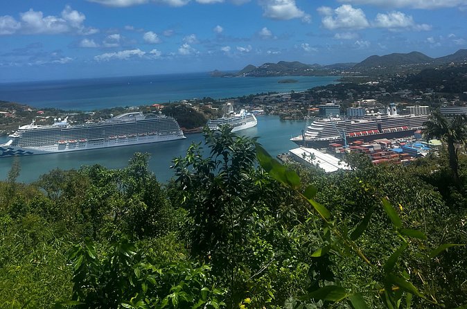 Airport Transfer to Secrets Resort and Spa (Round Trip) - The value of $130 per person