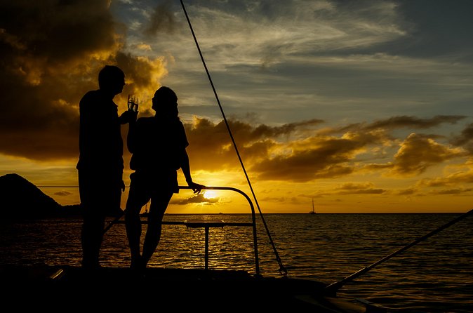 Cruise Sunset Party in Castries - Who will enjoy this cruise most?