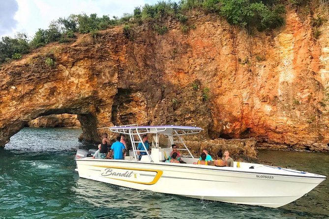Dash and Splash Snorkel Adventure St Lucia - Snorkeling at the beach stop