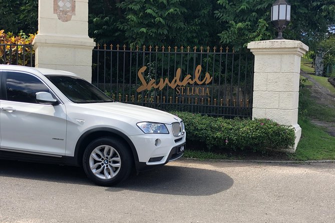 First Class Private Transfers from UVF Airport To Any SANDALS Resort (Roundtrip) - Drinks, snacks, and special-occasion touches
