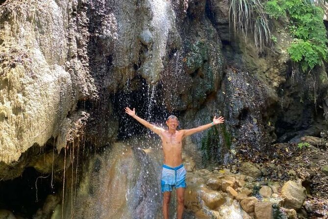 LUNCH INCLUSIVE Mud Baths, Waterfall & Tet Paul Nature Trail - The quick take