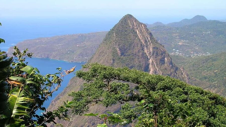 Majestic Gros Piton Hiking Day Trip - Beginning the Gros Piton trail