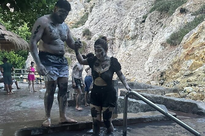 Moonlight Volcano & Dinner Private Tour (Southern Pick up) - Is $80 per person a fair price?
