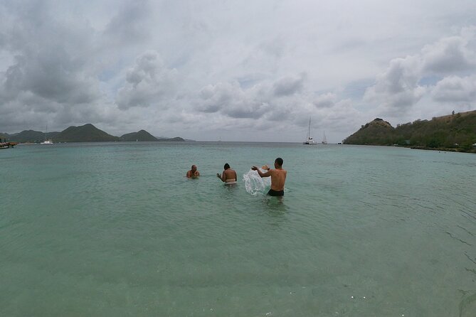 Pigeon Island Beach Shuttle Roundtrip - How the flexible one-to-six-hour stay affects your day