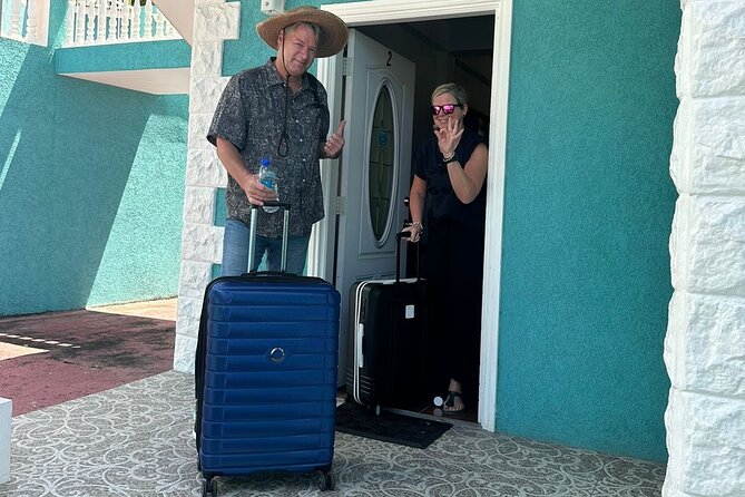 Private Airport Transfer in Saint Lucia - The one-hour ride to Cap Estate or Castries