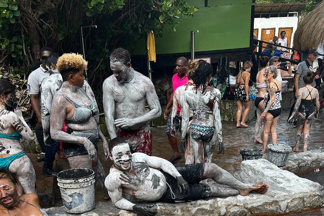 Private Charter Tour in St Lucia - Soufrière’s Sulphur Springs and mineral mud bath
