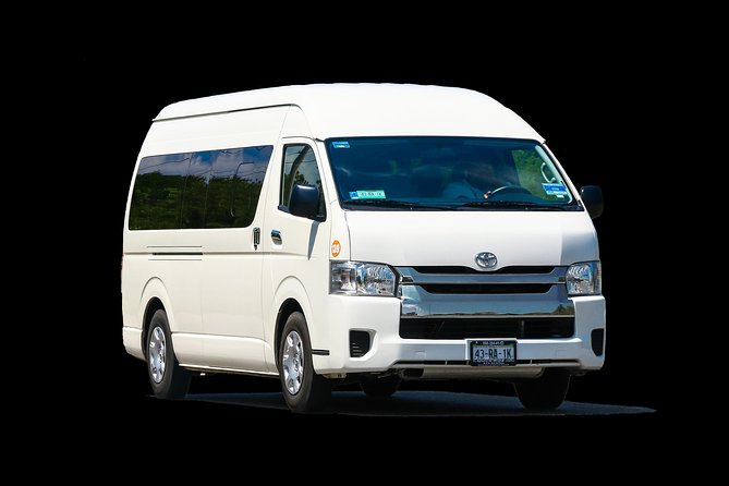 Private Departure Transfer: Hotel to Saint Lucia International Airport - Matching pickup time to your flight