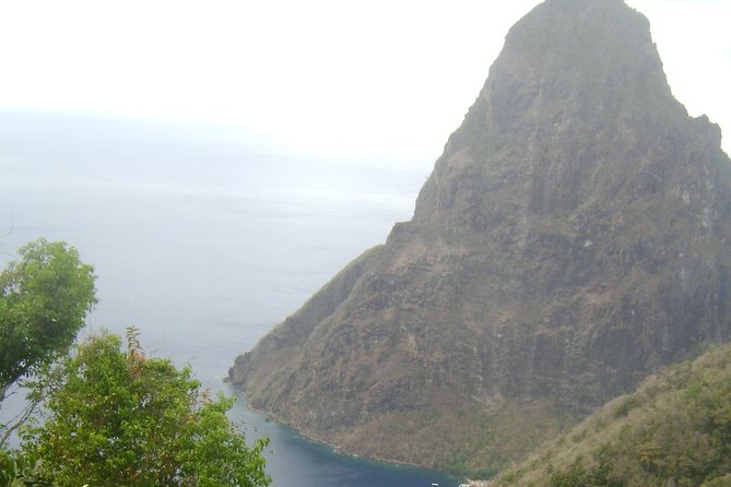Private Saint Lucia Your Way Customize Tour- LUNCH INCLUDED - Beaches, Bays, Gardens, and Island Flavor