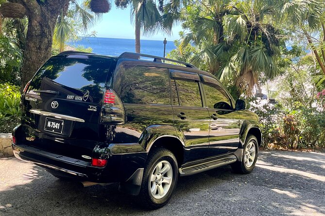 Private UVF (Hewanorra) Airport Transfers - What your driver adds to the journey
