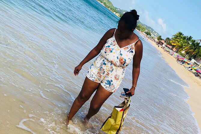 Reduit Beach Round-Trip Shuttle Service - Meeting your driver at the Castries cruise terminal