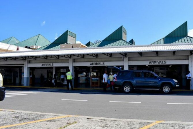 Round Trip St. Lucia Private Airport Transfers - UVF - Who should book this transfer?