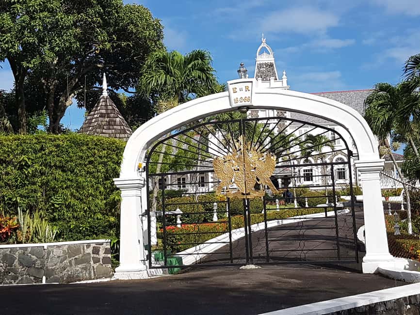 Saint Lucia: Private Island Tour with Customizable Itinerary - Waterfalls, gardens, and Morne Coubaril Estate
