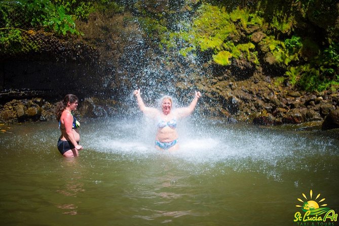 Soufriere Tour - Gems of the West - The guides are part of the value