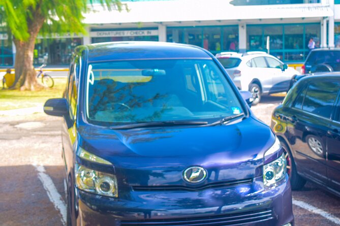 St Lucia Airport Transfer Roundtrip from Hewanorra (UVF) - Meeting your driver at Hewanorra International Airport