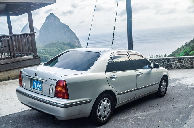 St Lucia Airport Transfer Roundtrip from Hewanorra (UVF) - Who should book this St Lucia transfer?