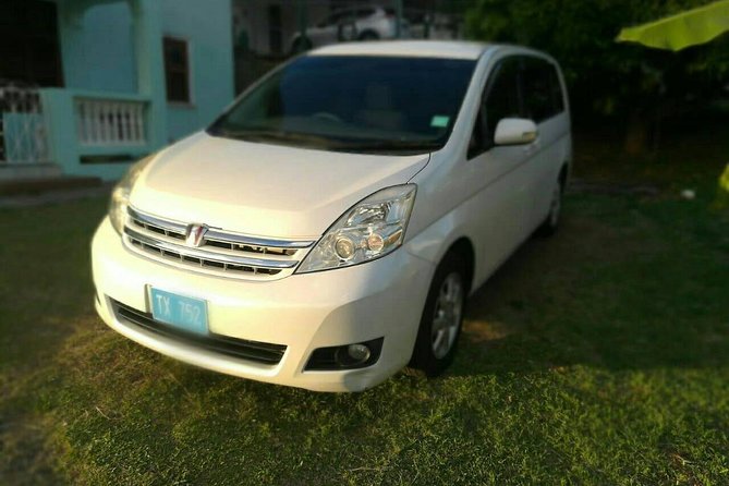 St Lucia Airport Transfer to ANY Bay Gardens location - Booking a return transfer to UVF