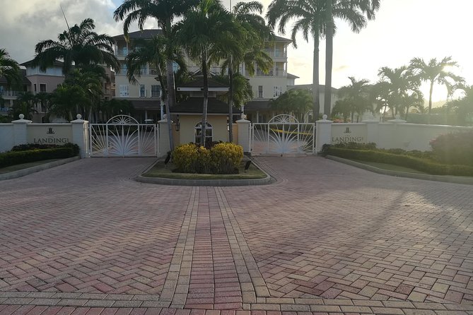 St Lucia Airport Transfer to The Landings - Hewanorra (UVF) & GFL Airport (SLU) - The return journey from the resort