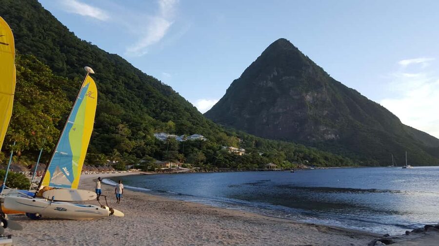 St Lucia: Gros Piton 4-Hour Guided Hike - Starting the Gros Piton climb