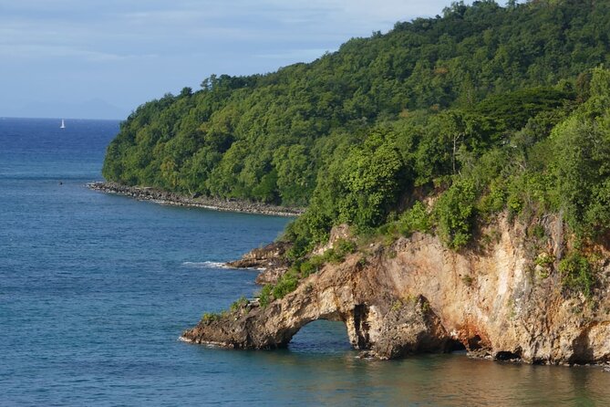 St Lucia Island Excursion Day Tour - Botanical Gardens and Toraille Waterfall