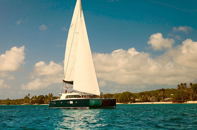 St. Lucia Luxury Sunset Cruise From Castries - Booking advice for a smoother evening