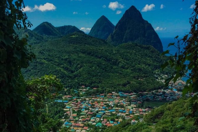 St Lucia Pitons Waterfalls and Mud Bath Experience. - From the northern coast to Soufrière