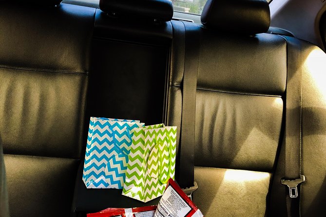 St Lucia Private Roundtrip Transfer: Hewanorra International Airport - Refreshments: a useful extra with uneven delivery